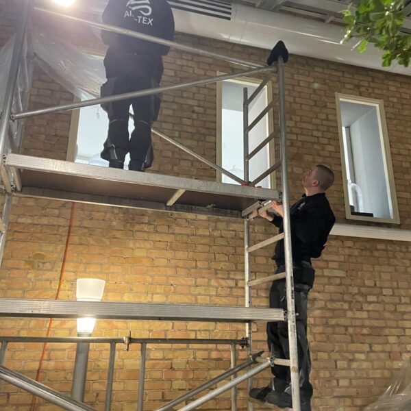 Teamwork bei der Lüftungsreinigung Air-Tex GmbH